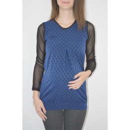 Блуза за бременни в син цвят с малки квадратни форми 
